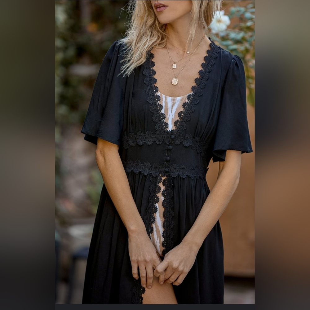 Lulus‎ Bay Breeze Black Short Sleeve Swim Cover-Up Womens Size Medium